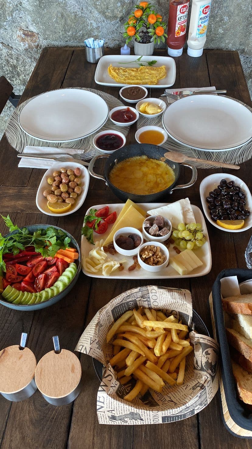 Traditional Breakfast - Black Sea Tea