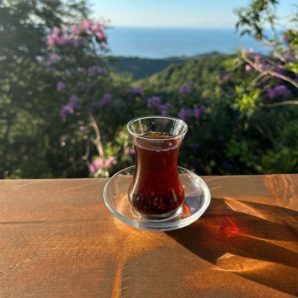 A glass of brewed Rize tea