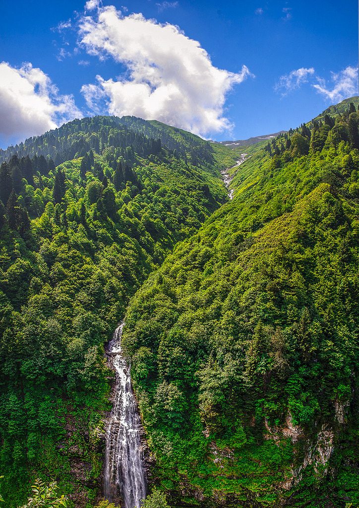 Gelintülü Şelalesi